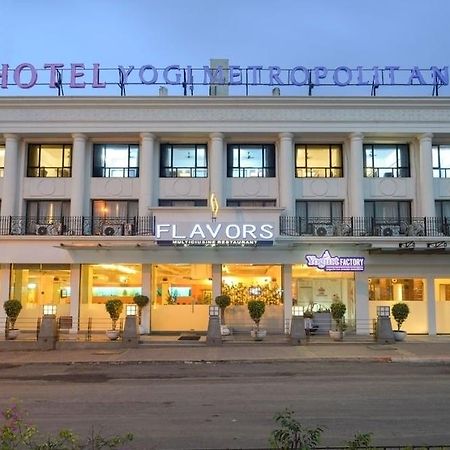 Yogi Metropolitan Hotel Navi Mumbai Exterior foto