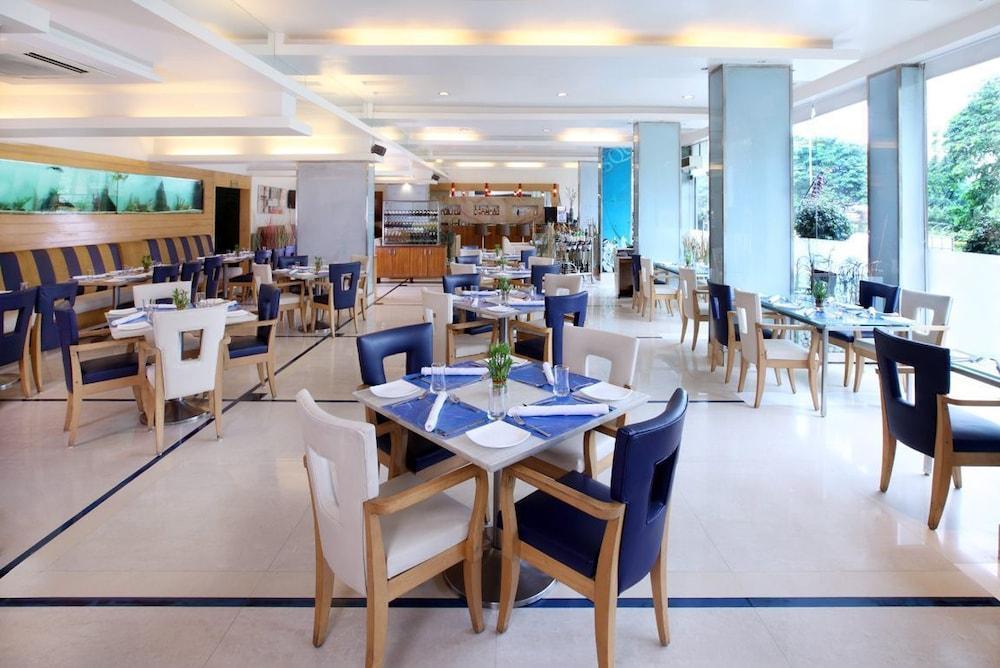 Yogi Metropolitan Hotel Navi Mumbai Exterior foto