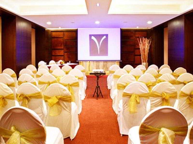 Yogi Metropolitan Hotel Navi Mumbai Exterior foto